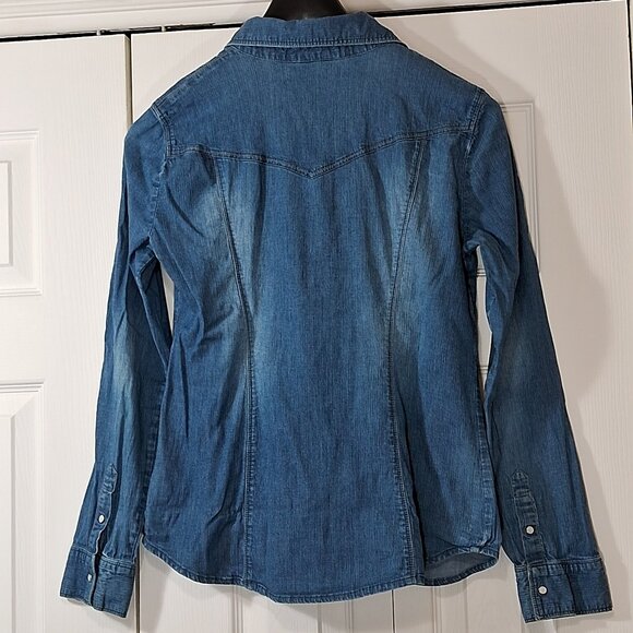 GUESS denim button up shirt - Picture 3 of 14